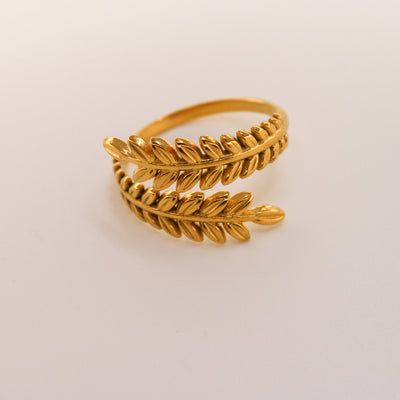 Gold nature's canopy ring